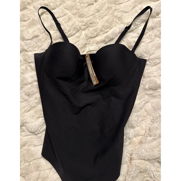 SKIMS Body Molded Underwire Thong Bodysuit | Onyx | Size Large** - Picture 3 of 5